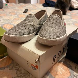 Roxy Tennis Shoes Size 8
